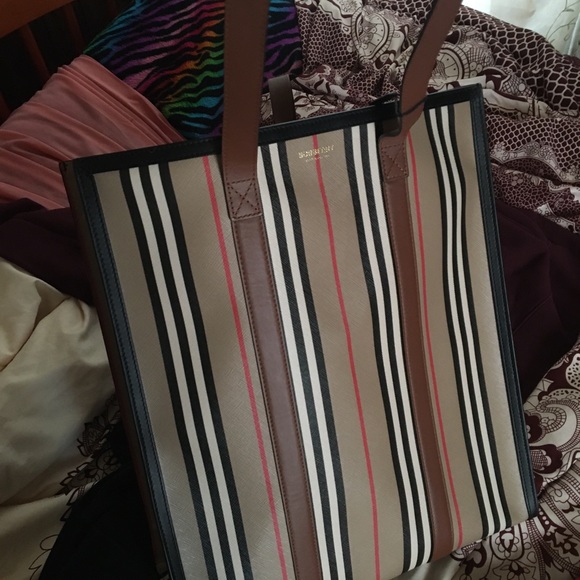 Burberry Handbag - Picture 2 of 3
